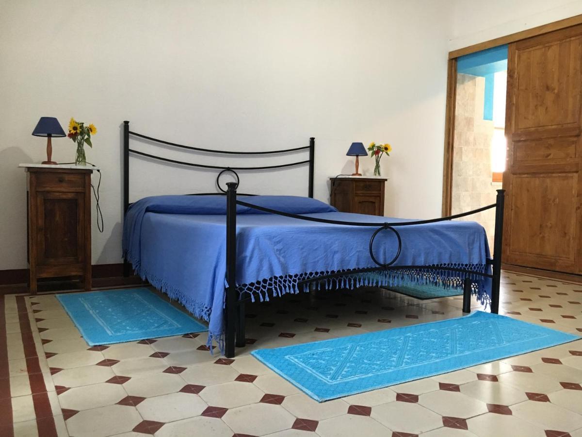 S'Apprigu B&B Càbras Dış mekan fotoğraf
