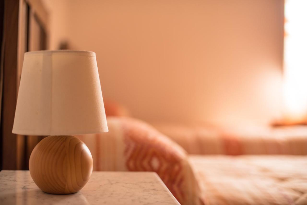 S'Apprigu B&B Càbras Dış mekan fotoğraf