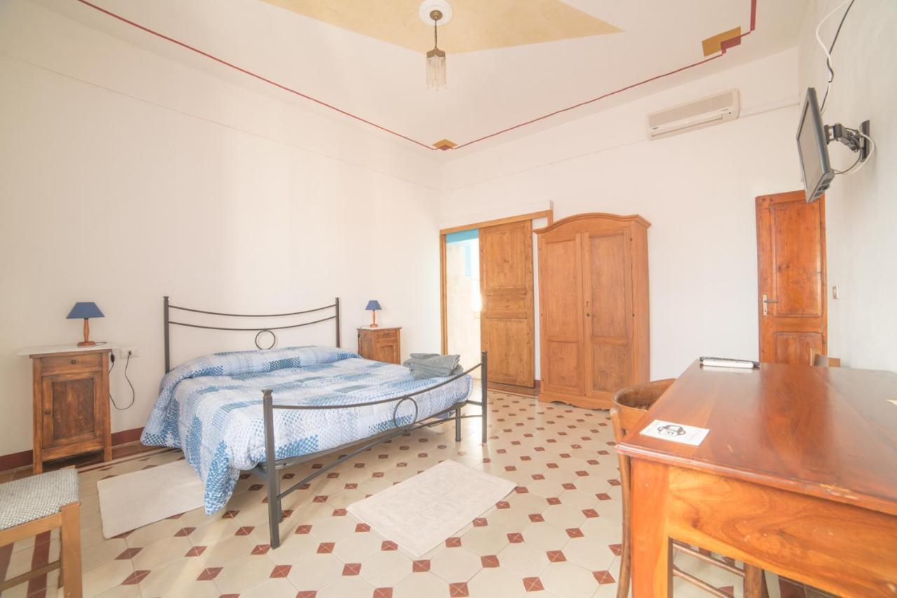 S'Apprigu B&B Càbras Dış mekan fotoğraf